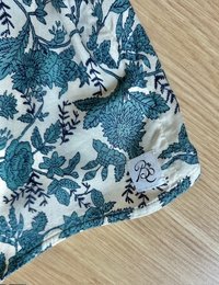 Blue&White Botanical Top  мє∂ιυм