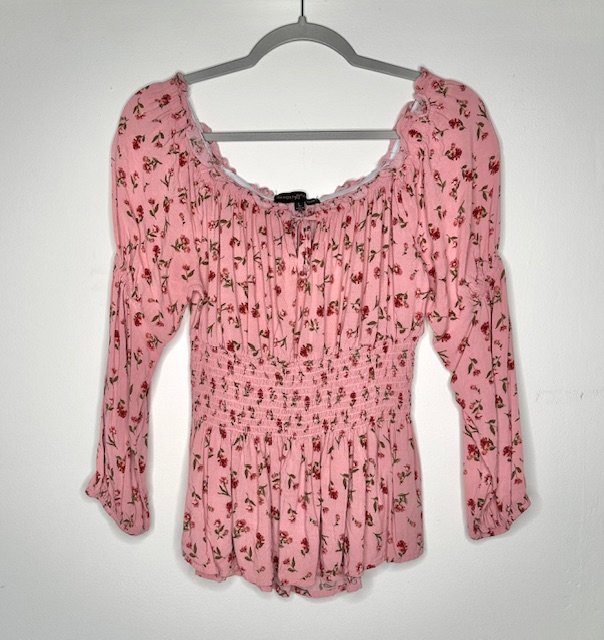 Ruffles&Roses  ℓαяgє 
