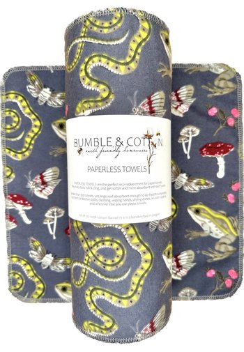 Frogs•Snakes & Mushrooms Paperless Towels 